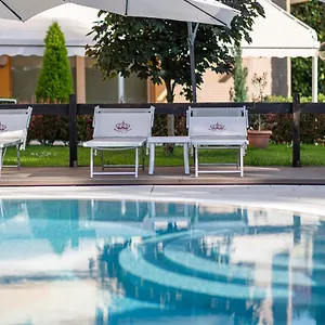 Hotel Imperial ***s, Garde